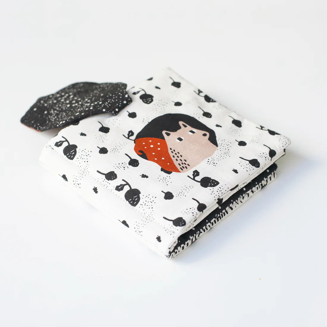 Wee Gallery Cloth: Peekaboo Forest